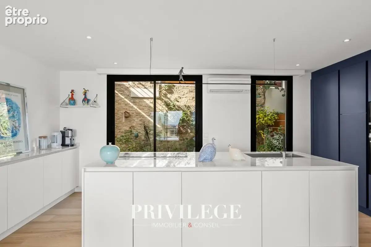 Nice   villa contemporaine avec piscine, vue dégagée et aperçu mer   domaine sécurisé - photo 18