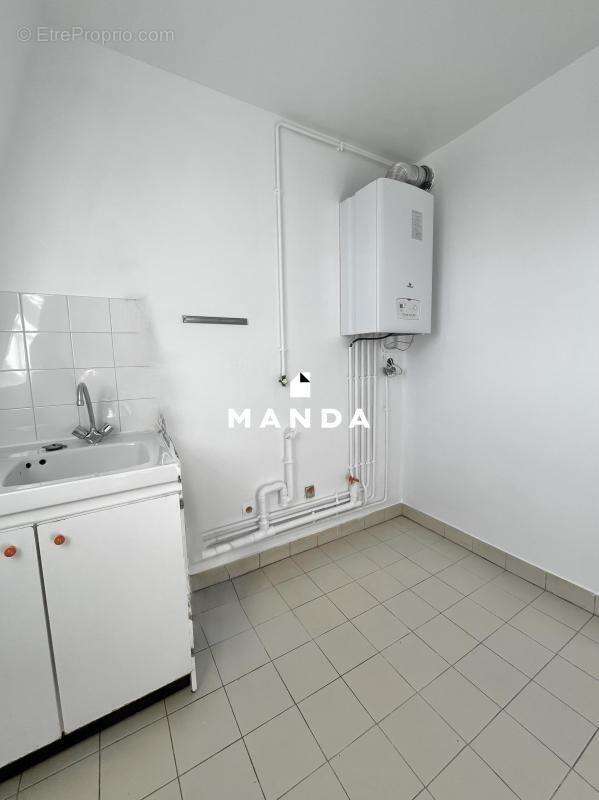 Appartement à AUBERVILLIERS