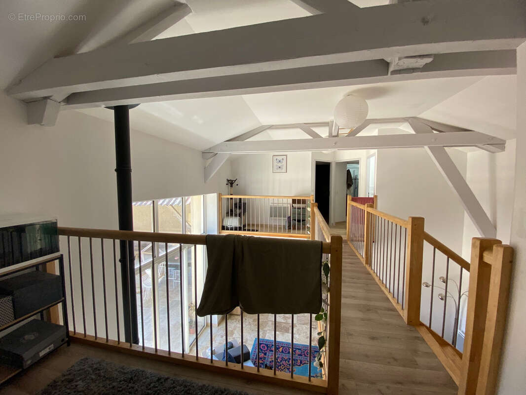 Maison à PUY-L&#039;EVEQUE