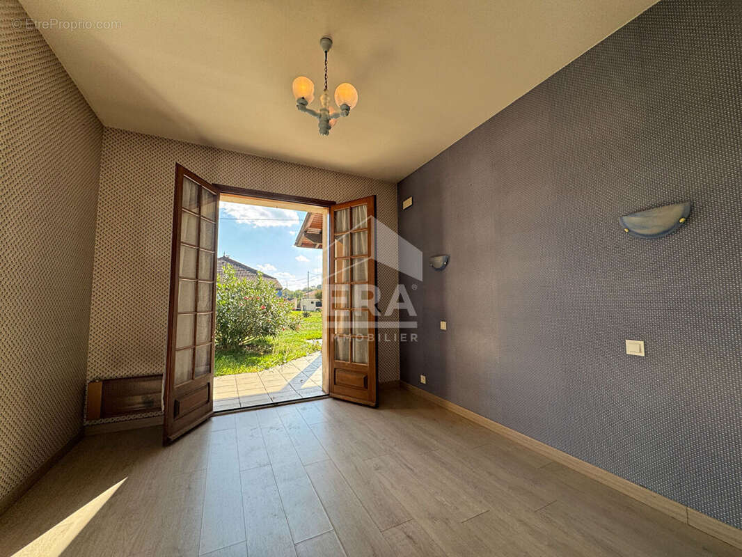 Maison à VIC-EN-BIGORRE