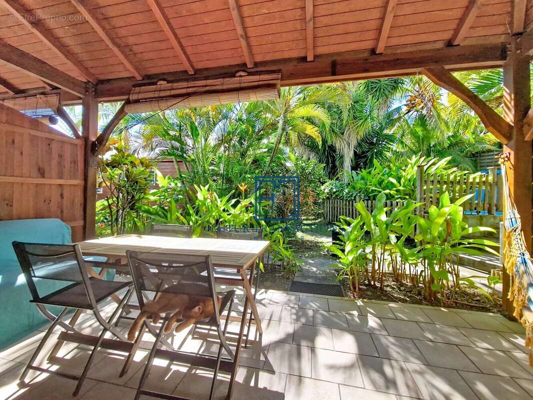 Maison à SAINTE-ANNE