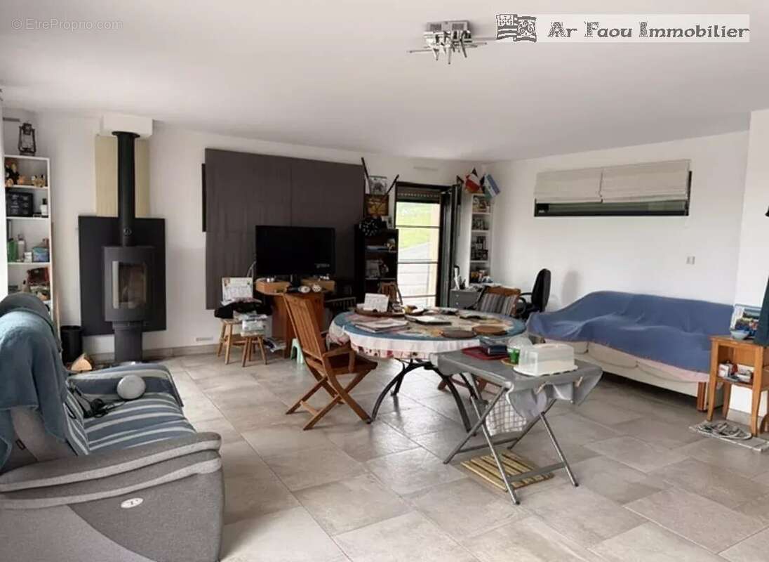 Rosnoën Maison contemporaine de plain-pied 146 m² – DPE A – Vue campagne et Aulne - photo 5