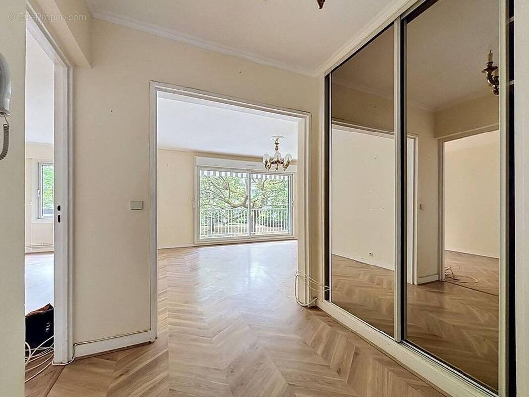 Photo 1 - Appartement à GOUVIEUX