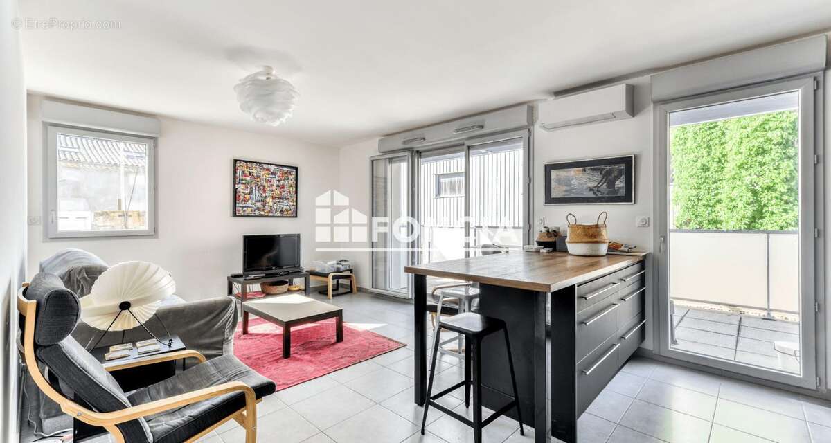 Meze centre superbe 4 pieces recent avec terrasse et double garage - photo 3