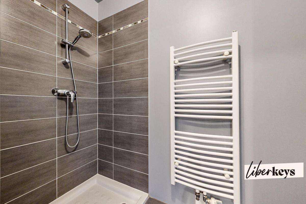 Appartement à GENNEVILLIERS