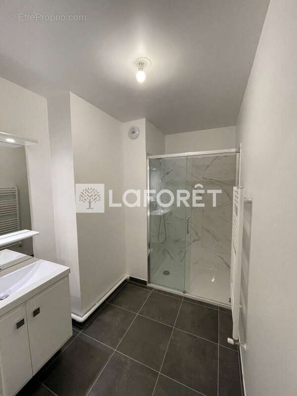 Appartement à OZOIR-LA-FERRIERE