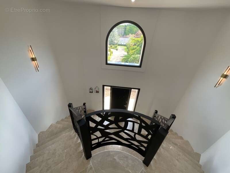 Maison à SAINT-PREST