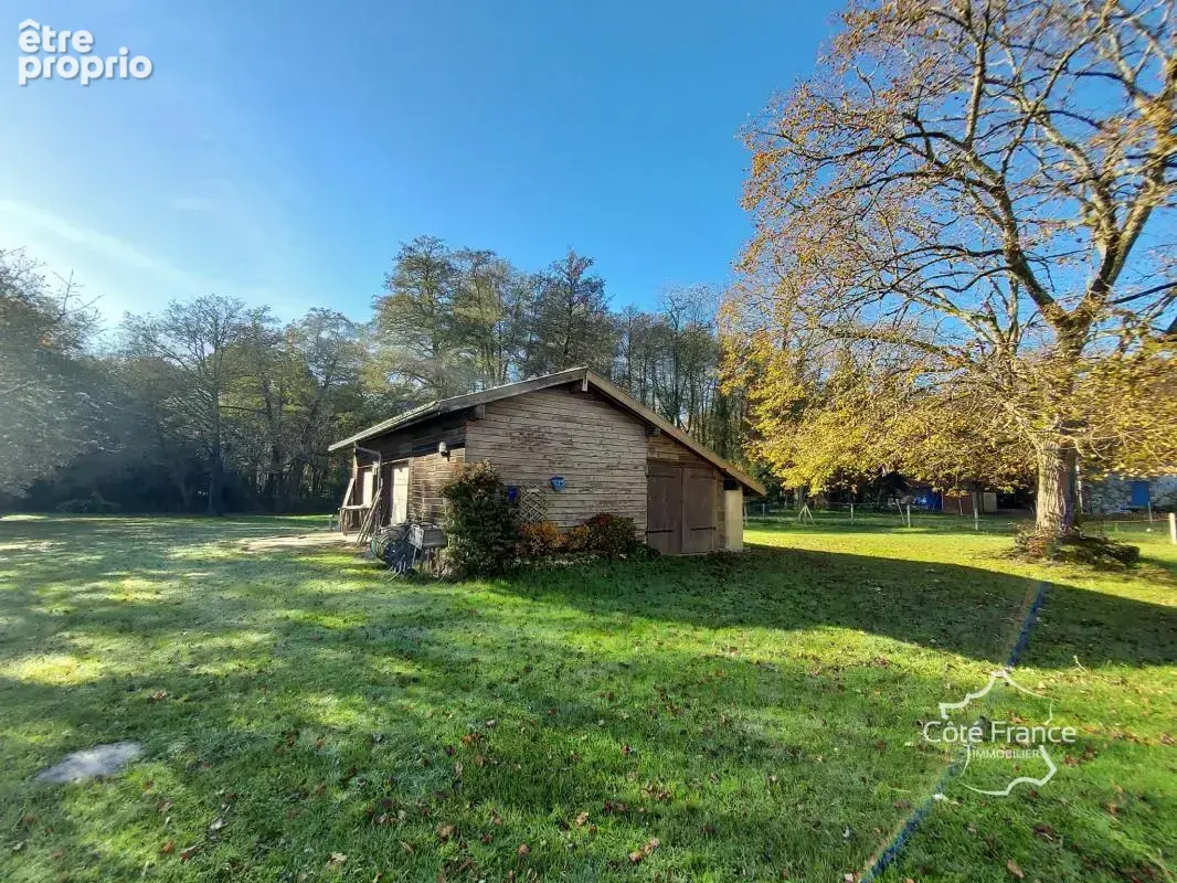 Propriété de 240 m2 avec deux habitations, dépendance, pisci - photo 6