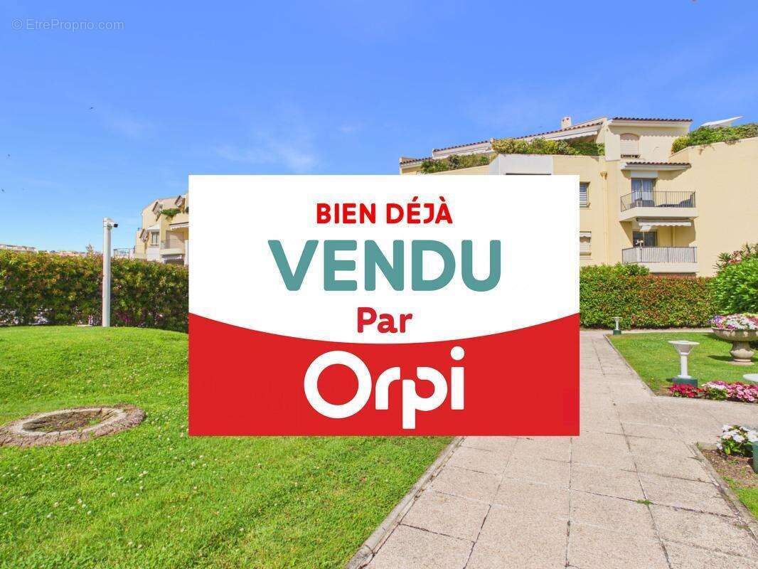 Appartement à MANDELIEU-LA-NAPOULE