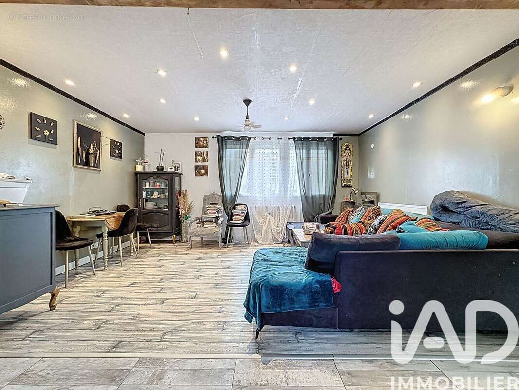 Photo 6 - Maison à VIRY-CHATILLON