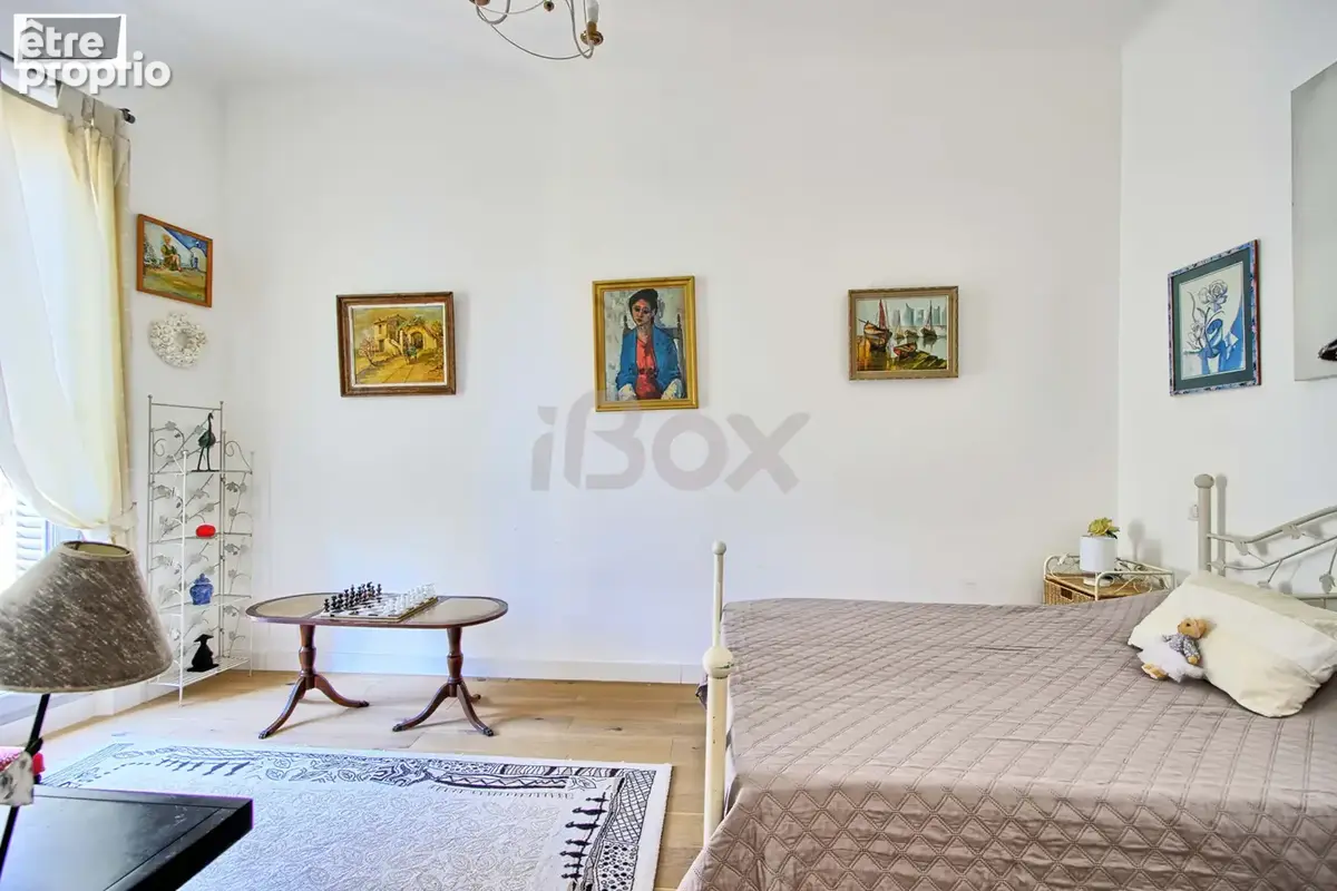 TOULON, superbe appartement de 170m2 + cave et chambre de bonne - photo 13