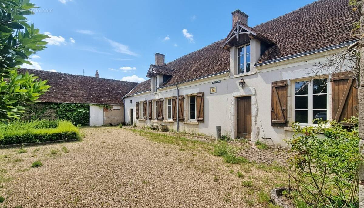 Maison à MONT-PRES-CHAMBORD