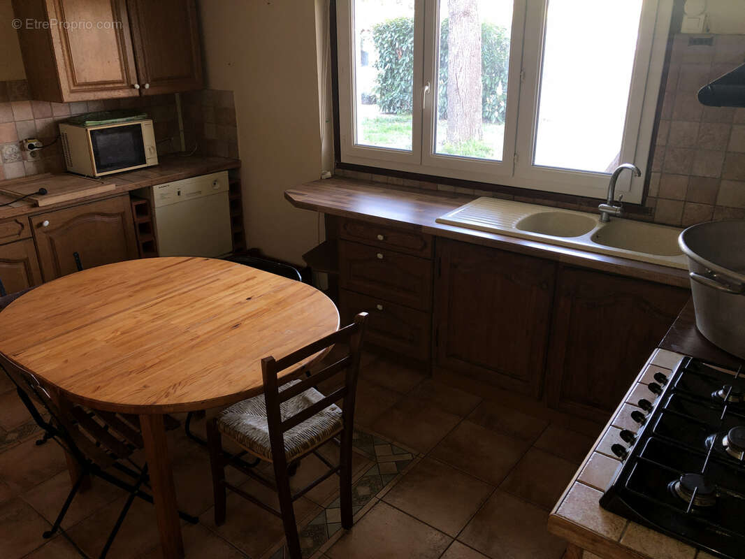 Grande maison T7 - 250 m2 - BESSIÈRES - photo 18