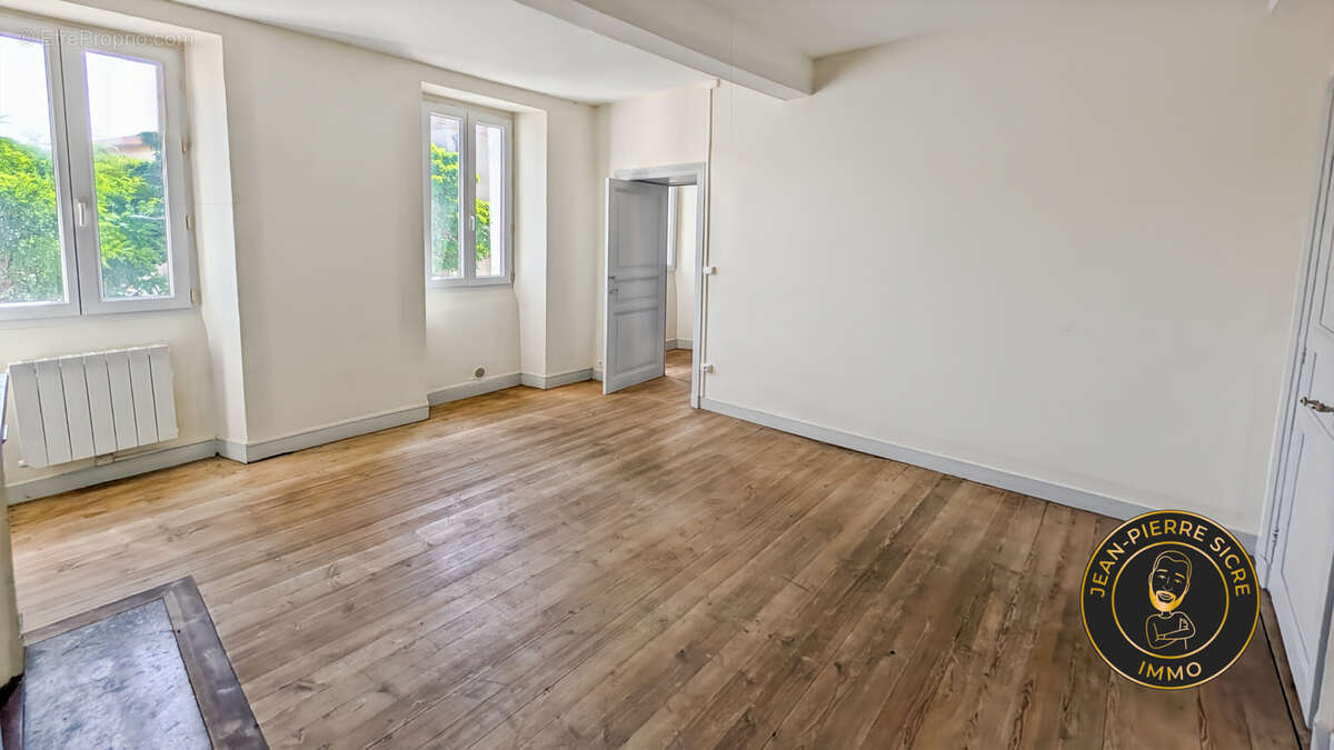 Maison à CINTEGABELLE