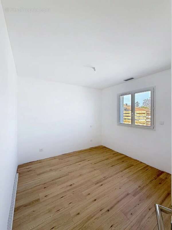 Maison à PARENTIS-EN-BORN