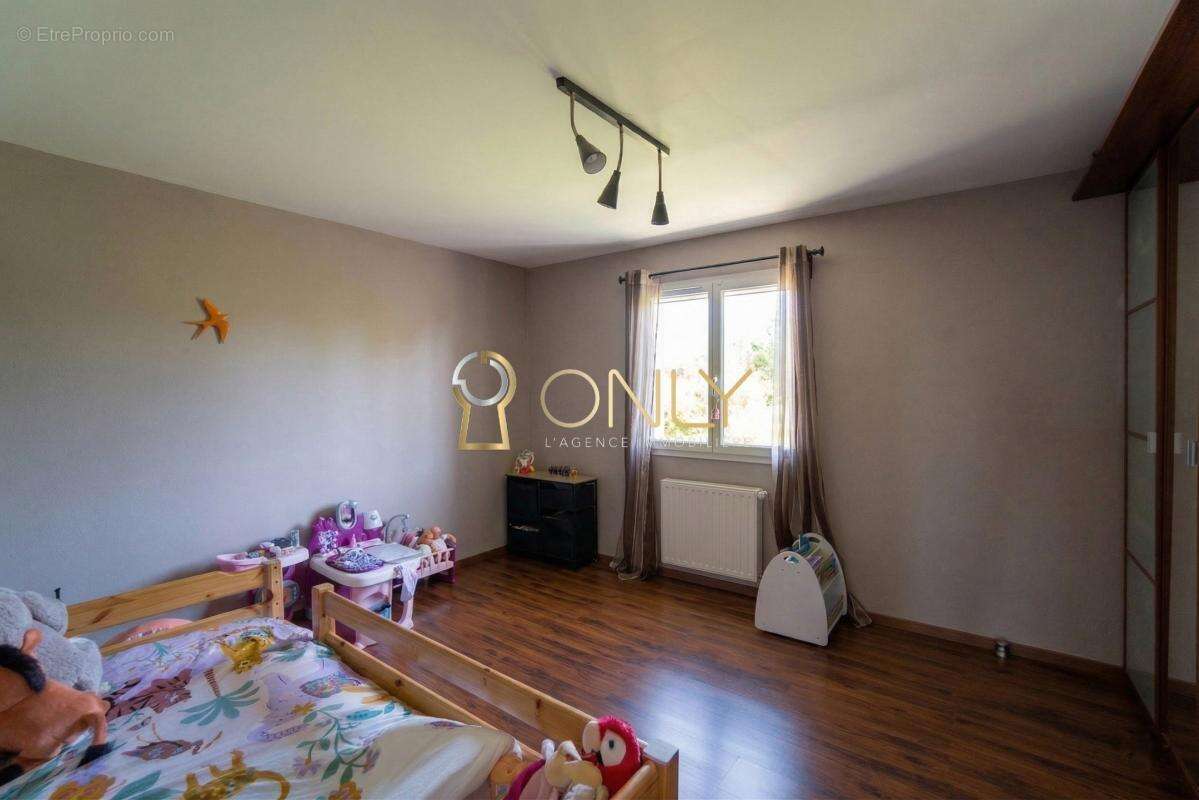 Maison à SAINTE-EUPHEMIE