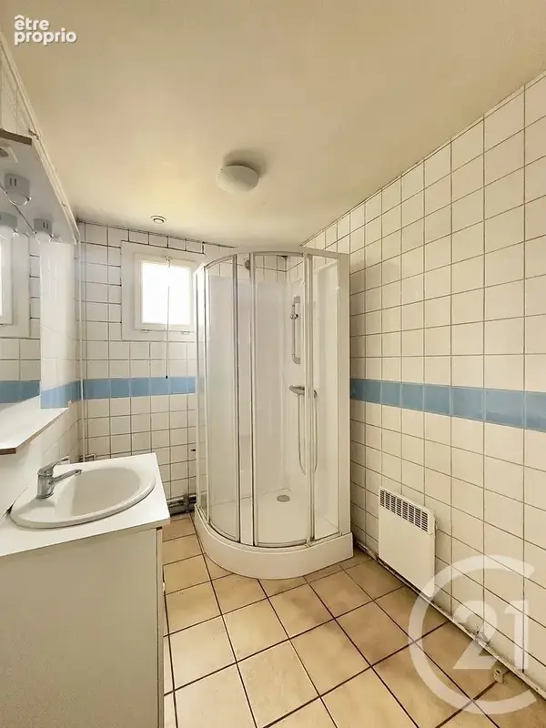 Maison 91 m² à Yevres  - photo 8