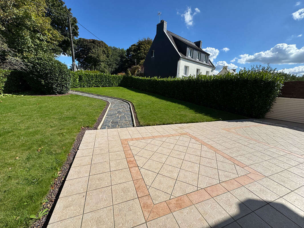 Maison à LANDIVISIAU