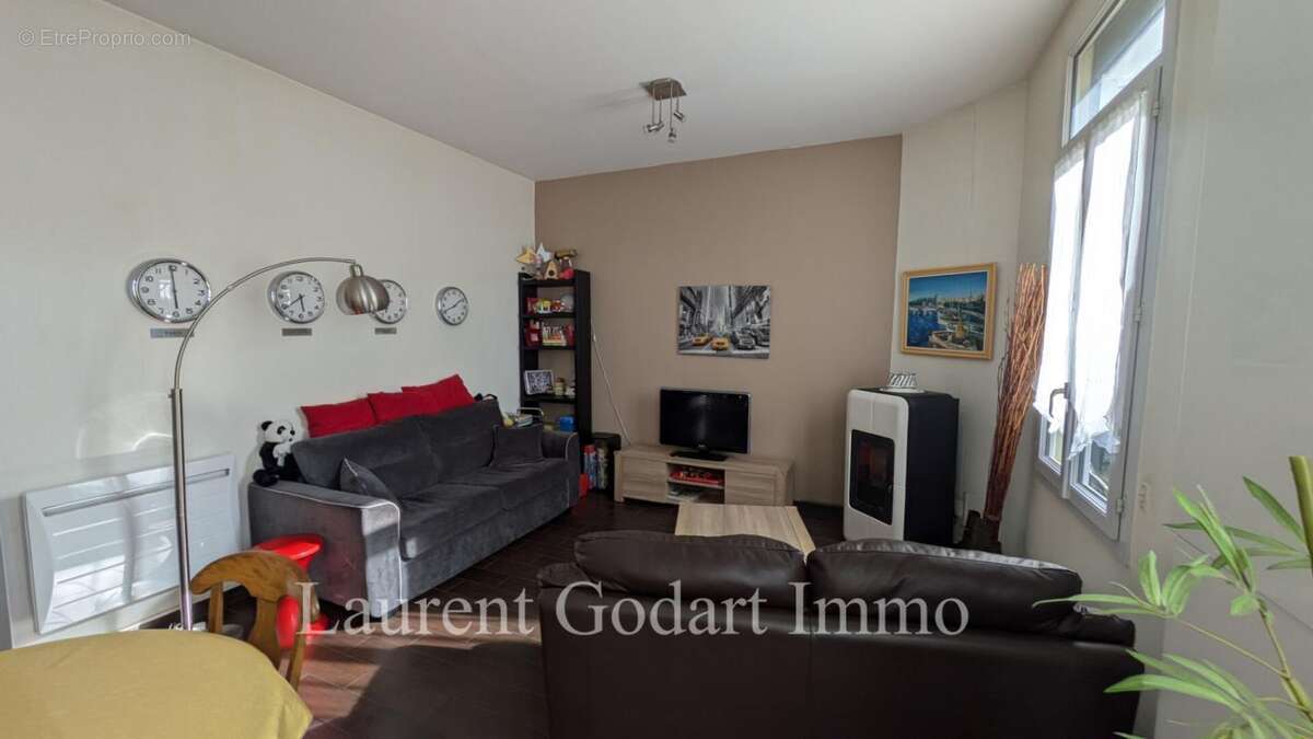 Maison de plain pied avec 2 chambres + dépendance - photo 4