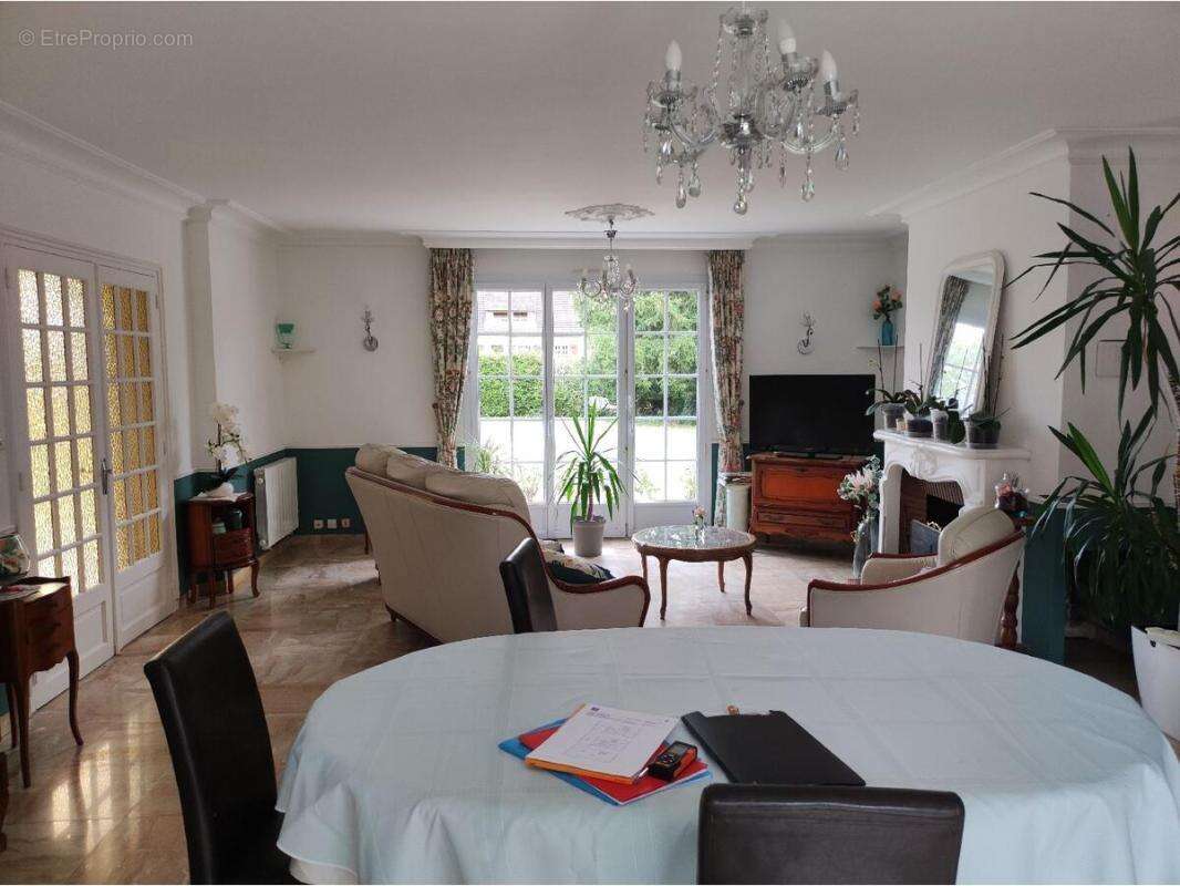 Maison 140 m² à Valframbert  - photo 5