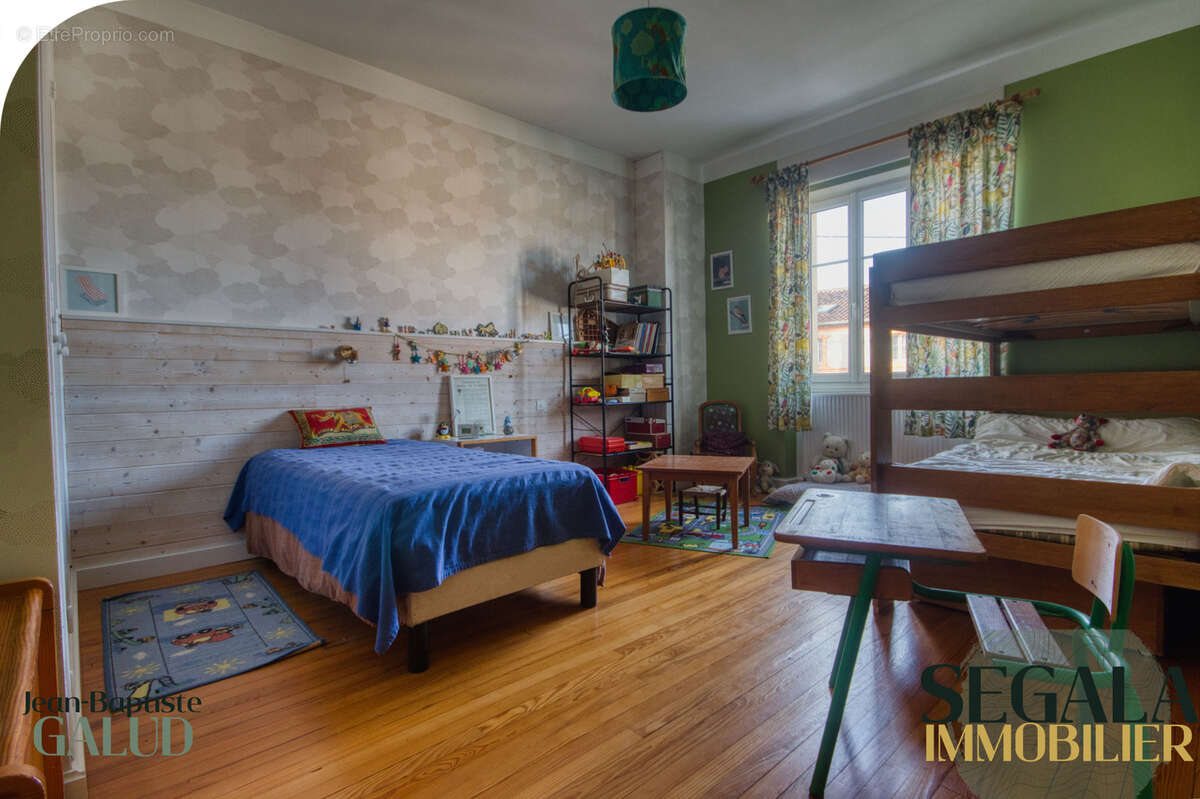 Maison familiale dans le centre ville - photo 19