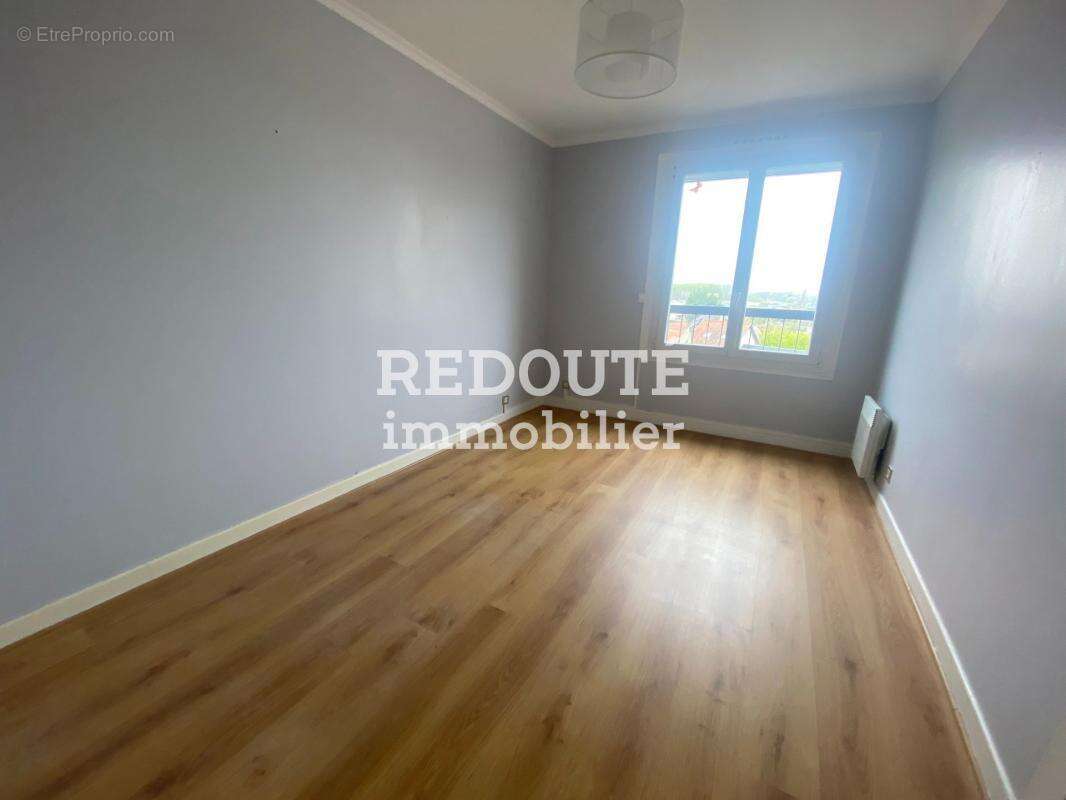 Appartement à SAINT-BRICE-COURCELLES