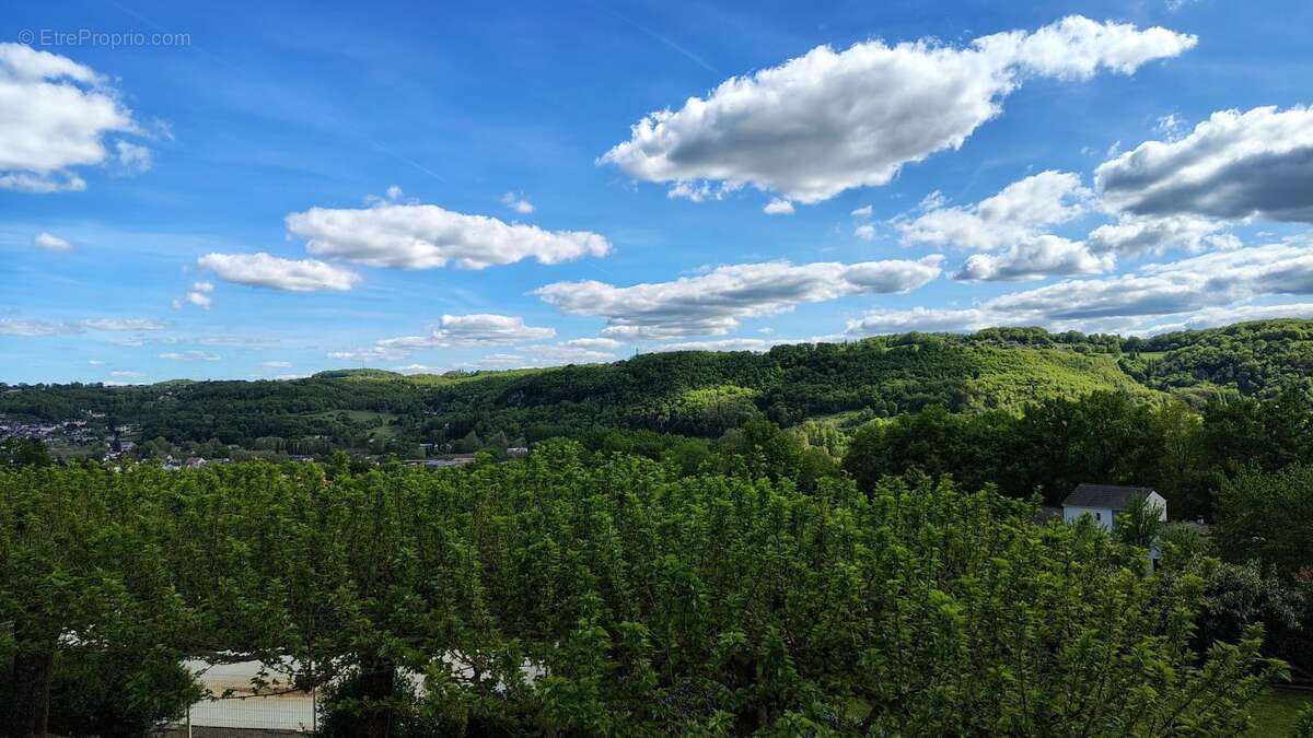 Maison à TERRASSON-LAVILLEDIEU