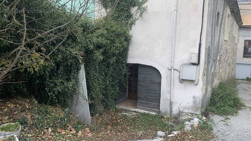 Maison à LUS-LA-CROIX-HAUTE