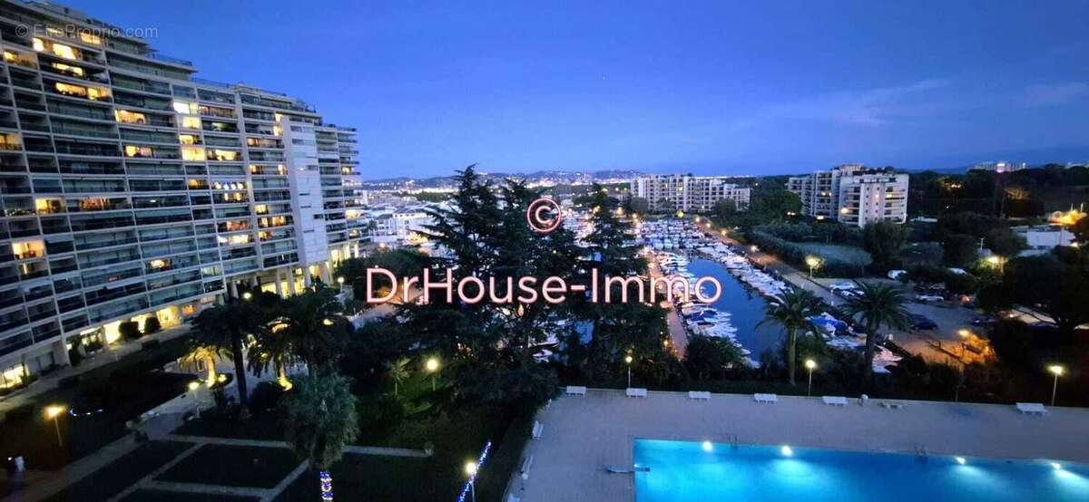 Appartement à MANDELIEU-LA-NAPOULE