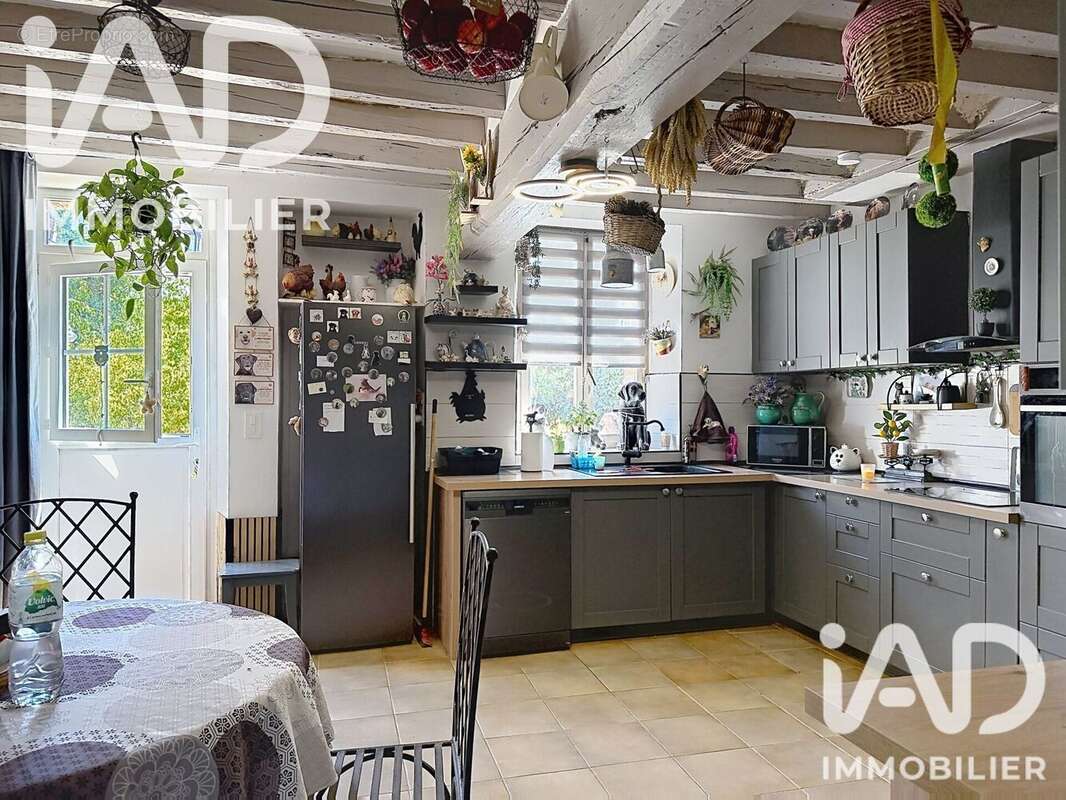Maison 263 m² à Piffonds  - photo 4