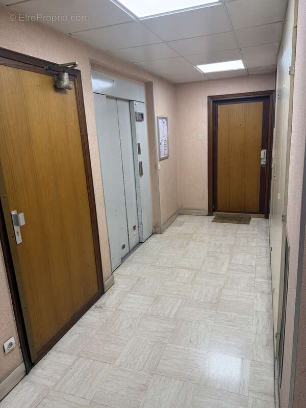 Appartement à PARIS-10E