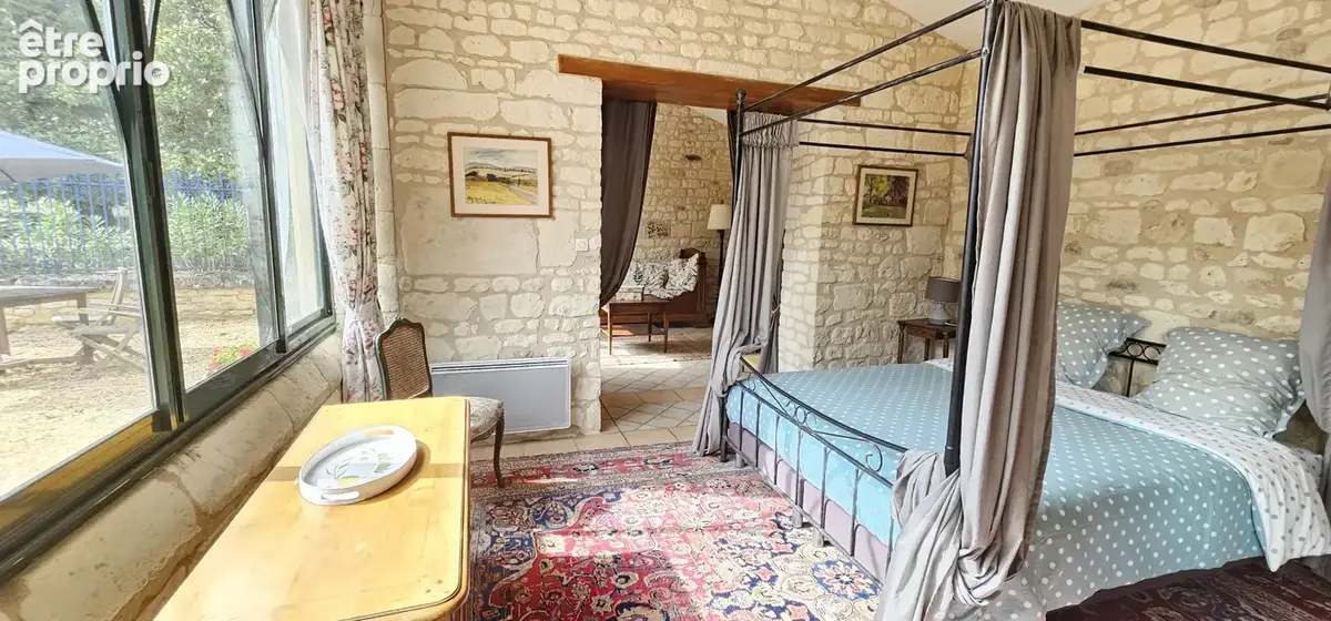 Ancienne seigneurie avec chambres d’hôtes, gîte et parc de 3,6 hectares   Nord de la Vienne - photo 9
