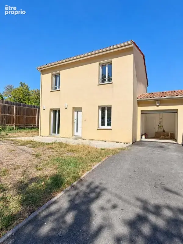 Maison à FARGUES-SAINT-HILAIRE