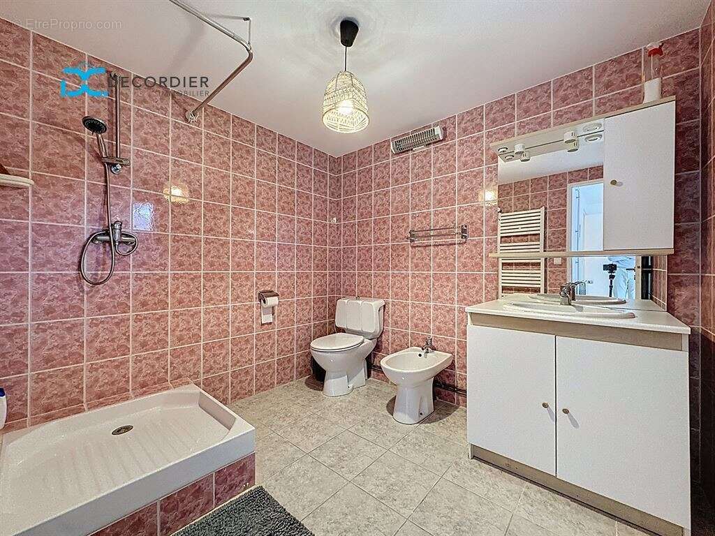 Maison à NEUVECELLE