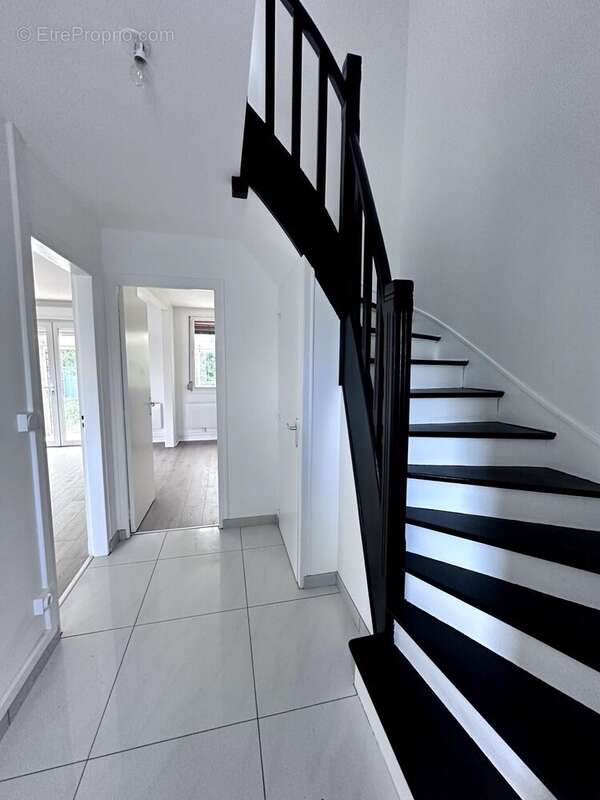 Maison 83 m² à Witry-Les-Reims  - photo 7