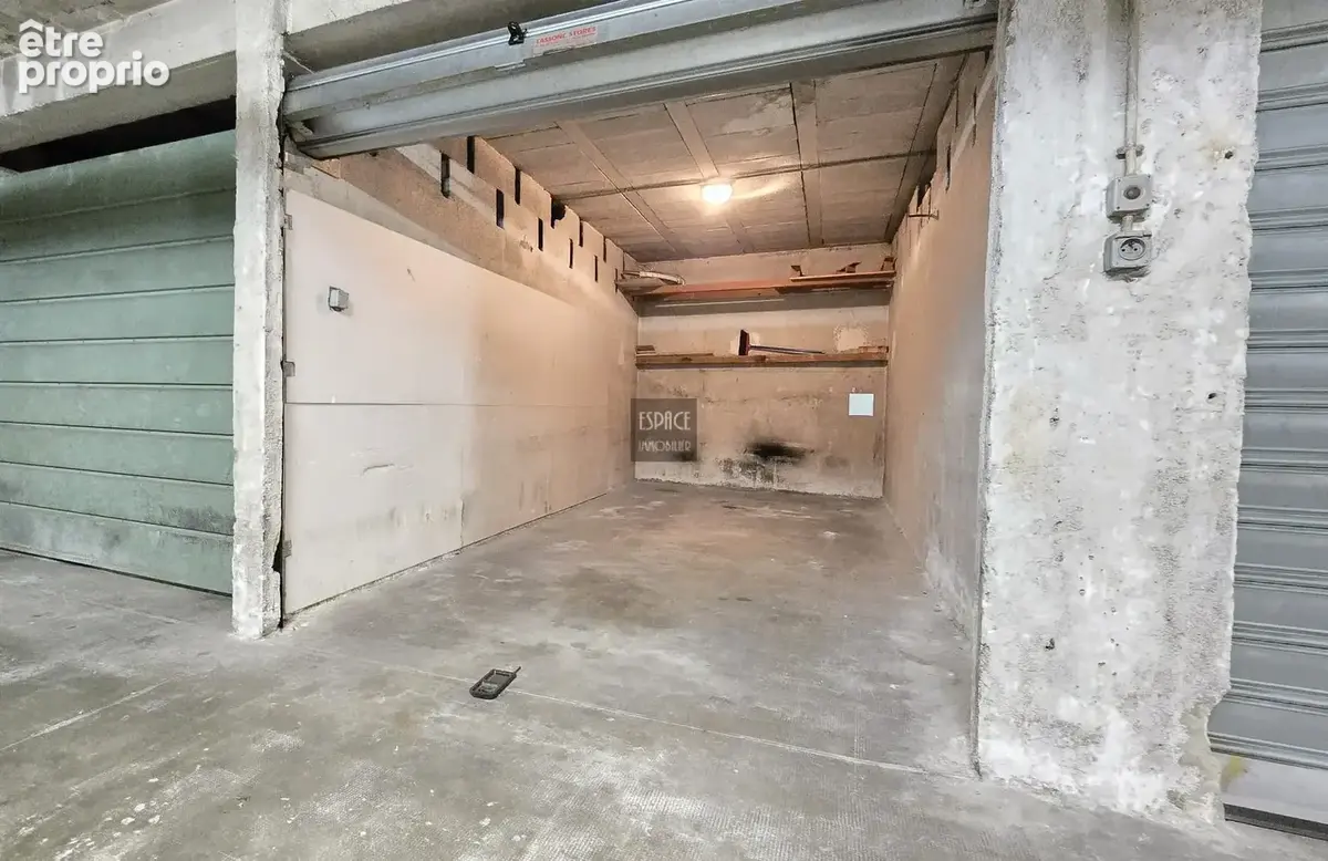 Photo Parking à Menton au prix de 40 000€