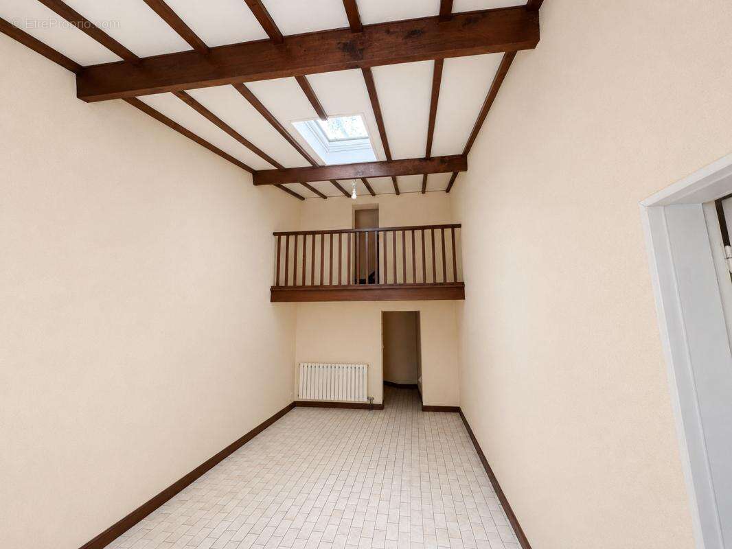 2 maisons en pierres 160m² avec jardin / garage - POMEROL 150 000€ - photo 3