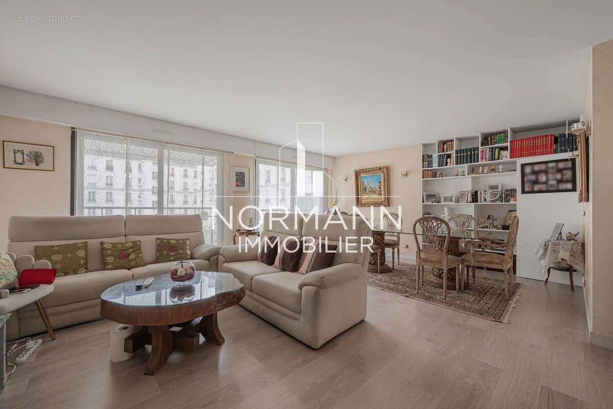 Appartement à LEVALLOIS-PERRET