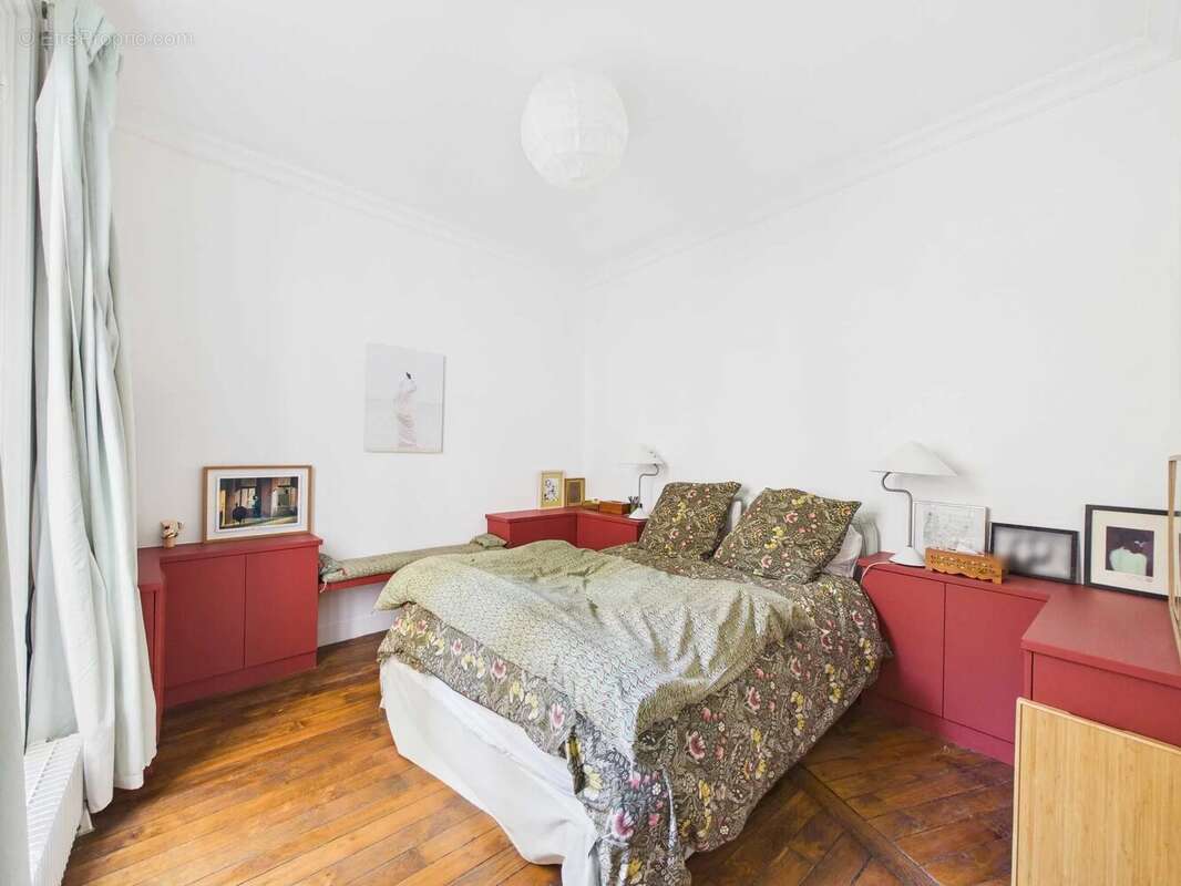 Appartement à PARIS-9E