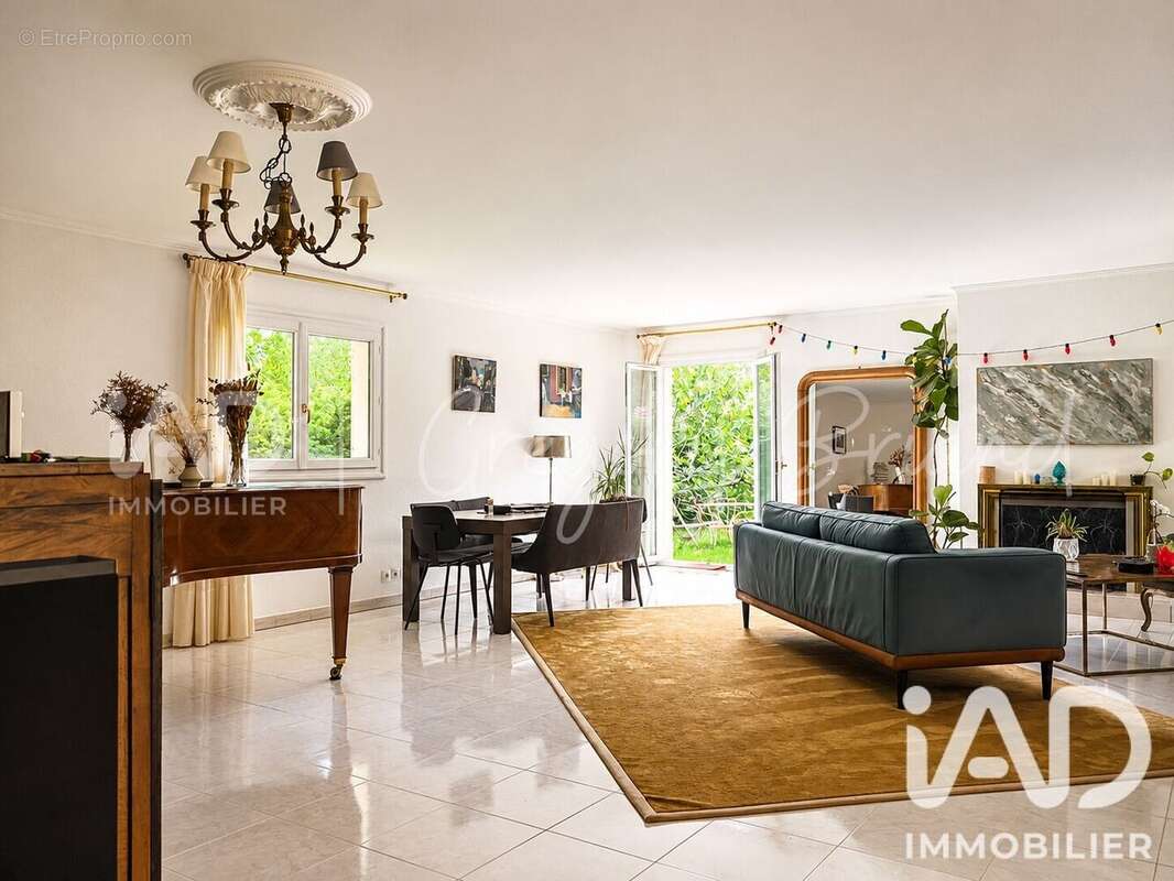 Maison 200 m² à Bouliac  - photo 3