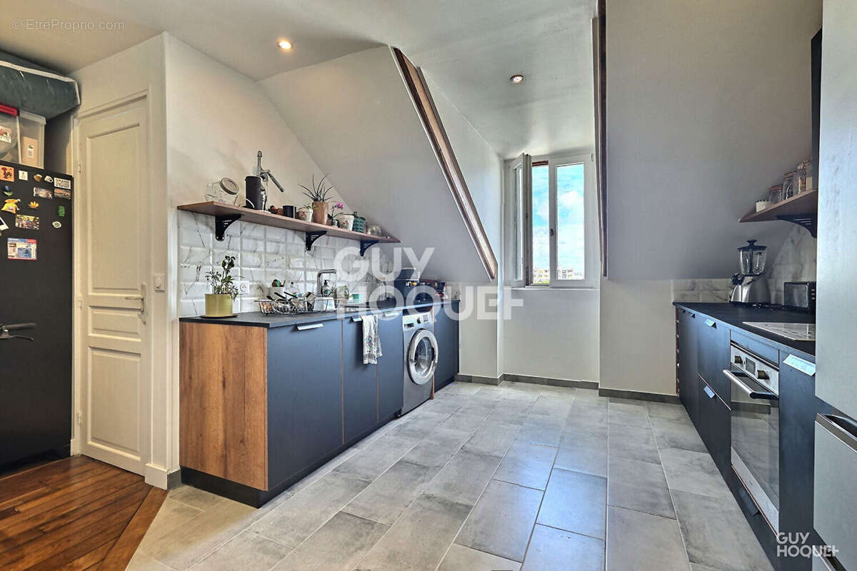 Appartement à MAISONS-ALFORT