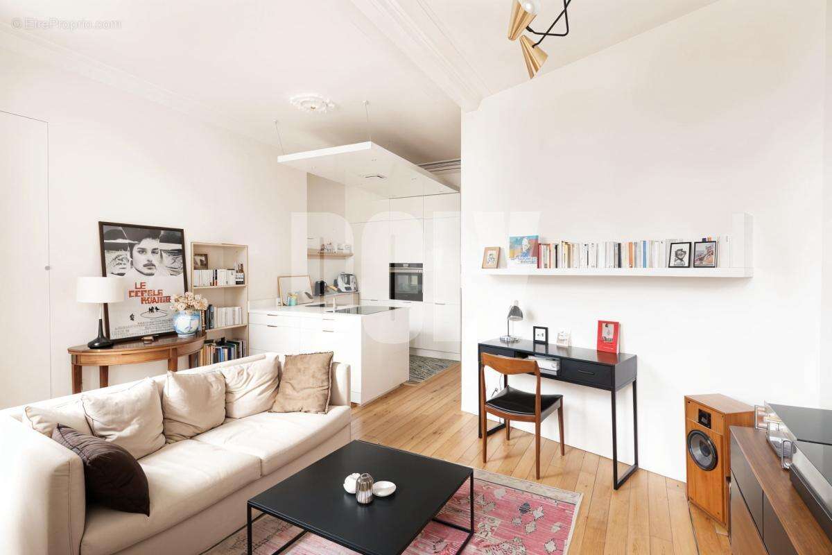 Appartement à PARIS-2E