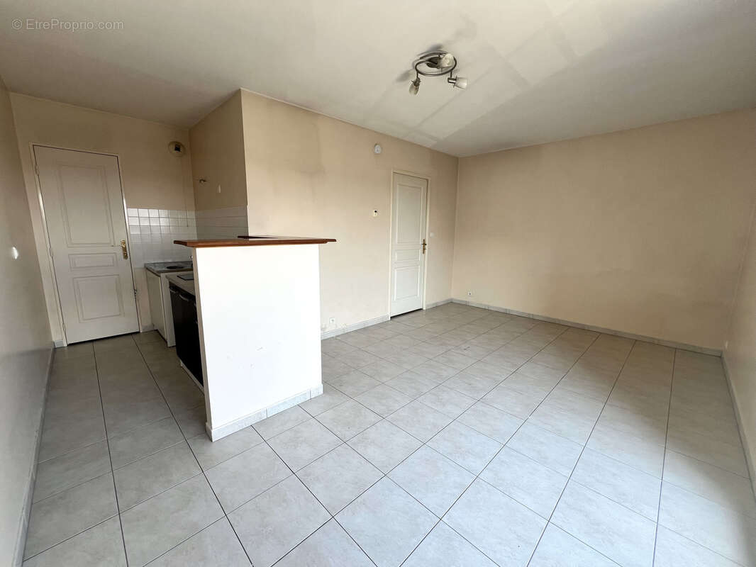 Appartement à SAVIGNY-SUR-ORGE