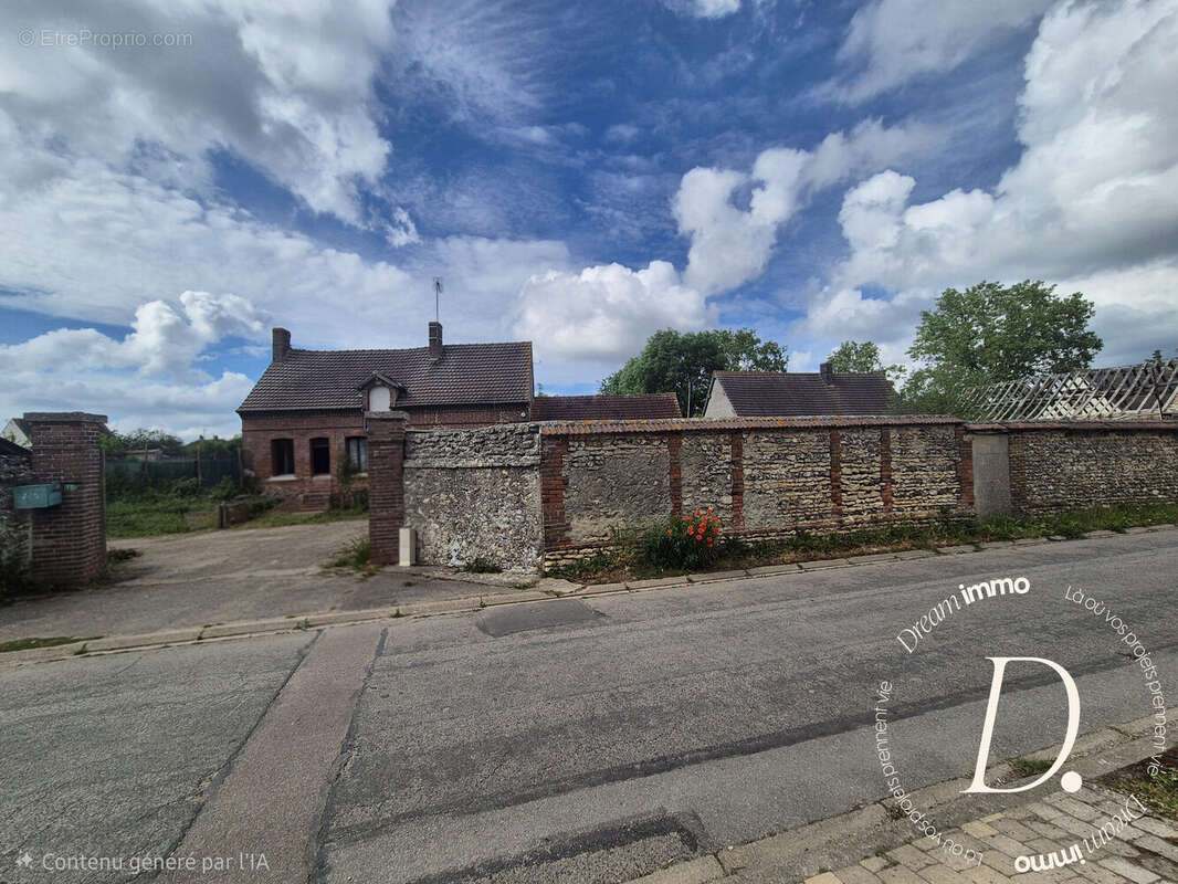 Maison à HEUBECOURT-HARICOURT