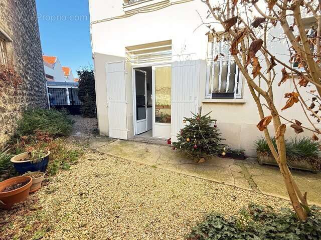 Appartement à MAISONS-ALFORT
