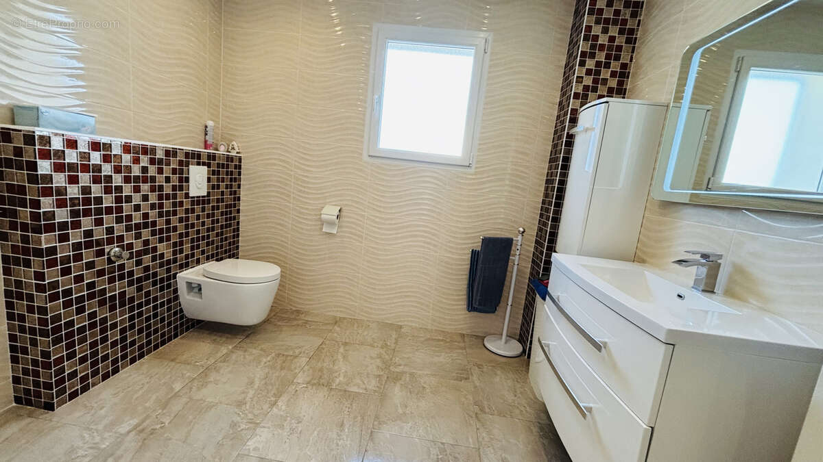 Maison à CHATEAUDUN