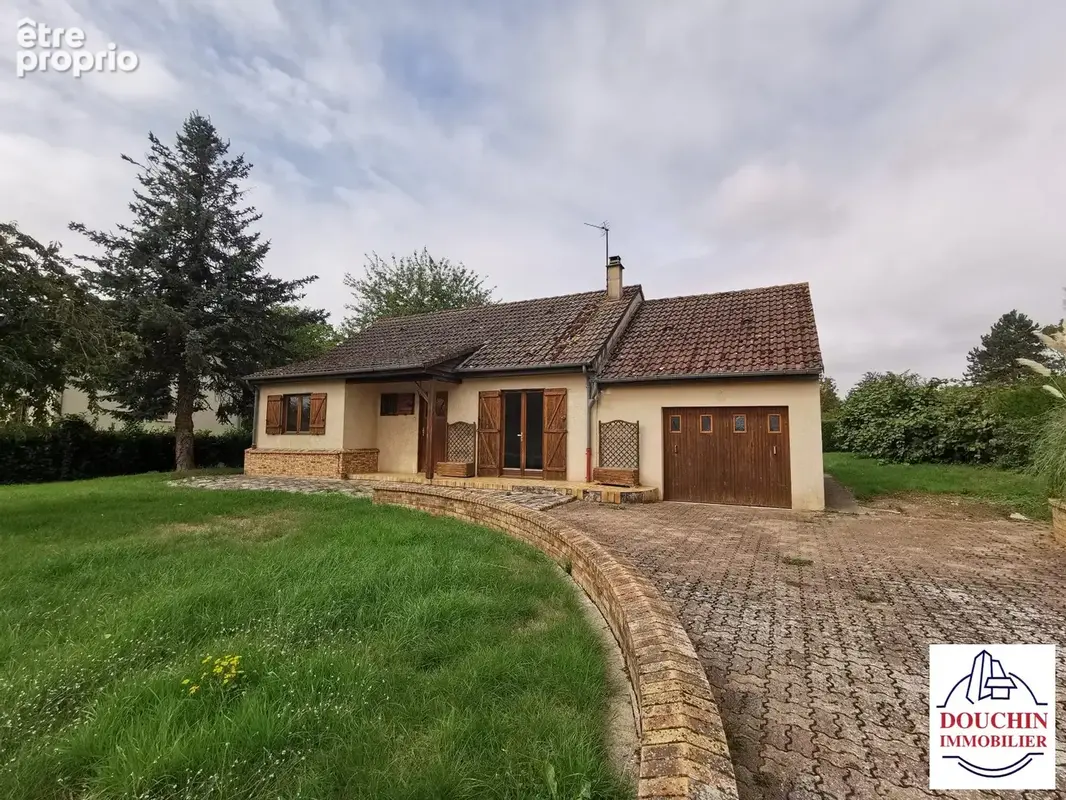 Photo Maison à Oneux au prix de 152 000€