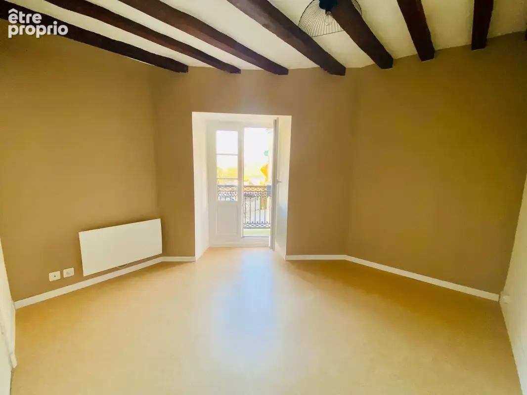À Vendre : Maison de ville 3 chambres avec dépendance Mayenne 53200 - photo 5