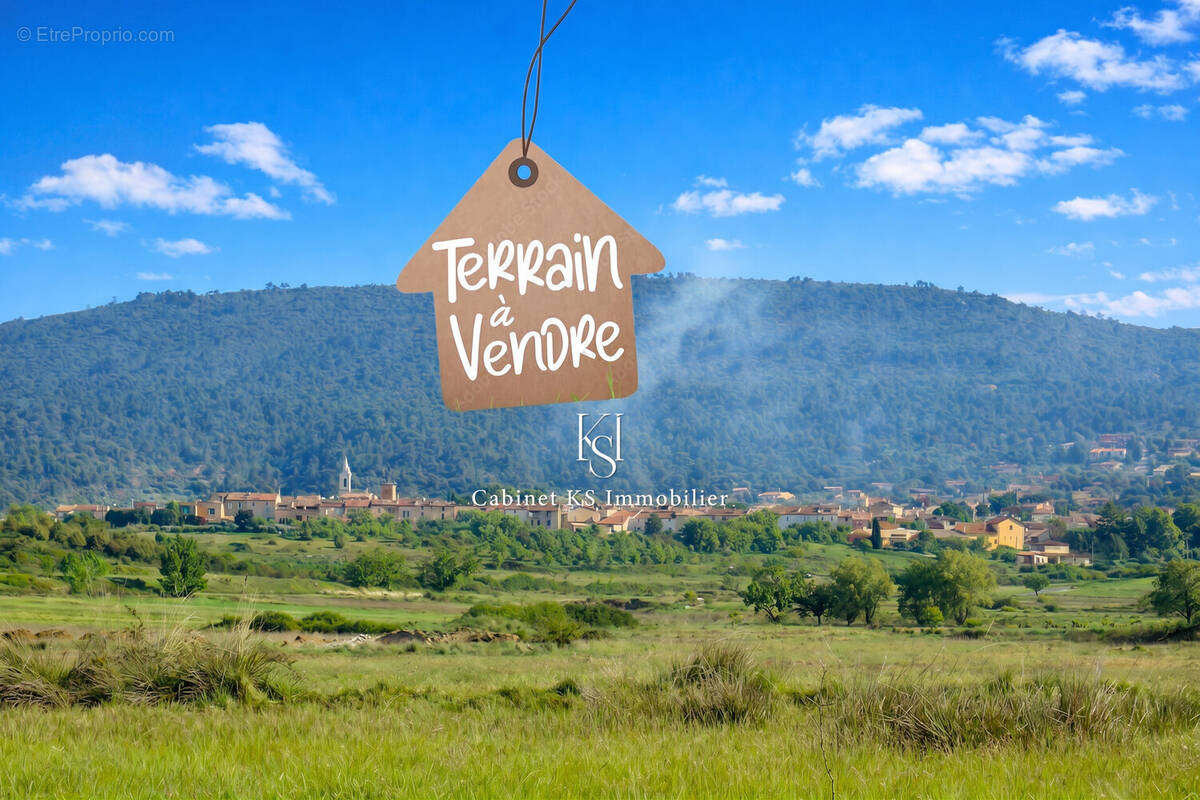 Terrain à TAVERNES