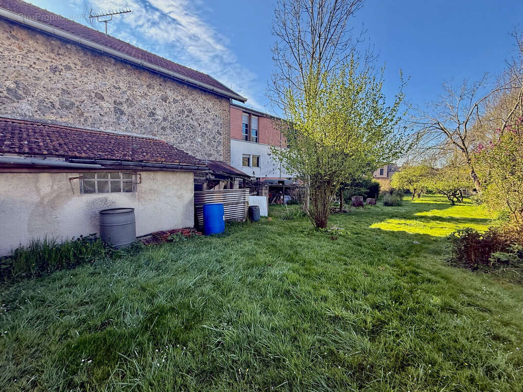 Maison 70 m² à Suippes  - photo 2